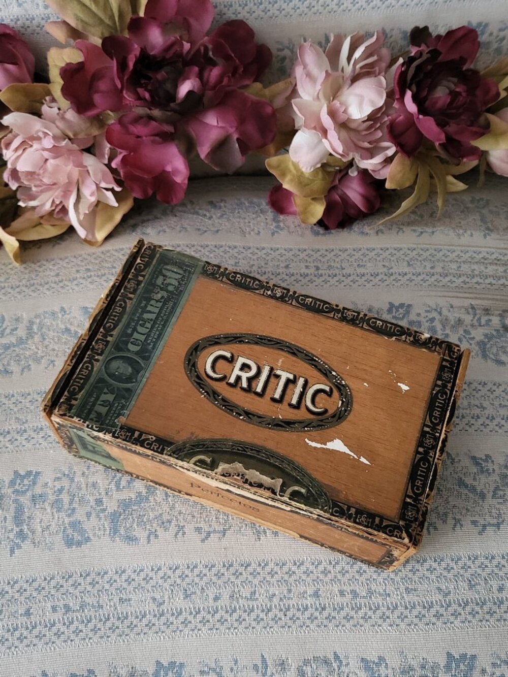Vintage Critic Cigar Box Wood EM Schwarz 1901 Tax Stamp Perfectos Claro